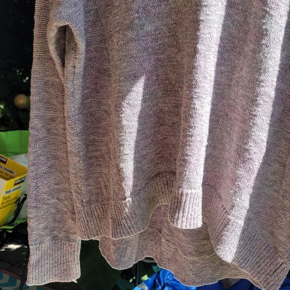 Sparkly ✨️ Light Sweater - Picture 3 of 5